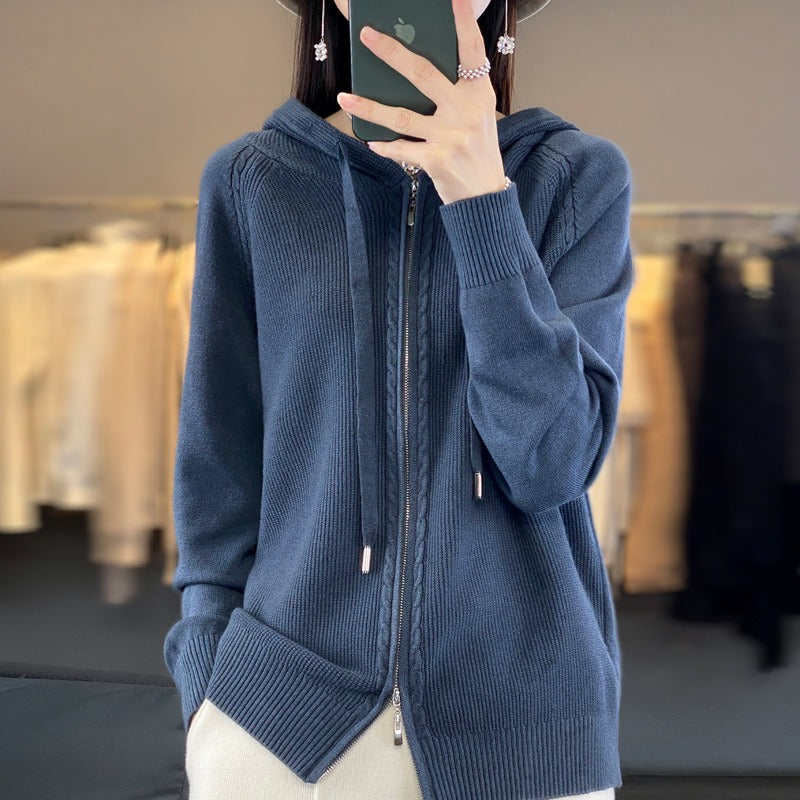 Le pull que l'on prend en premier.
