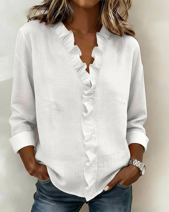 Une blouse, du café au dîner.