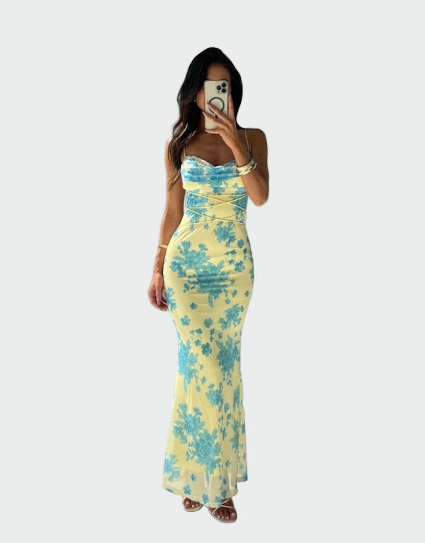 Une robe que vous aimerez avoir choisie.
