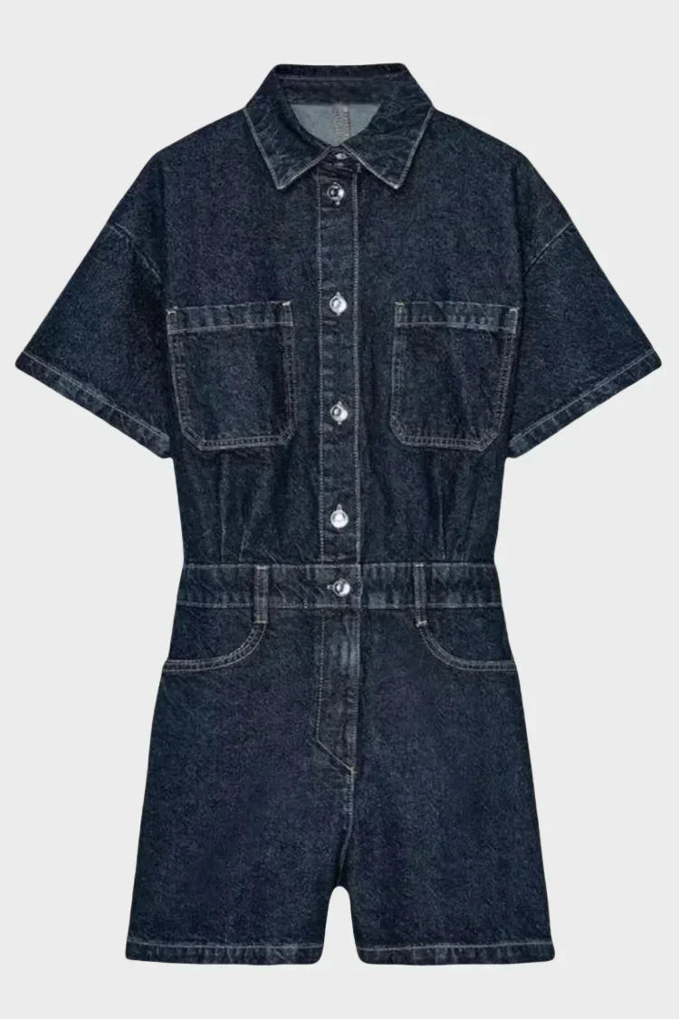 Le denim, dans des formes faciles à porter.
