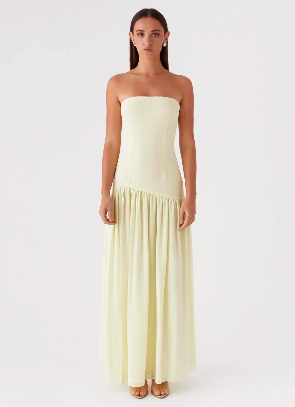 Une robe que vous aimerez avoir choisie.