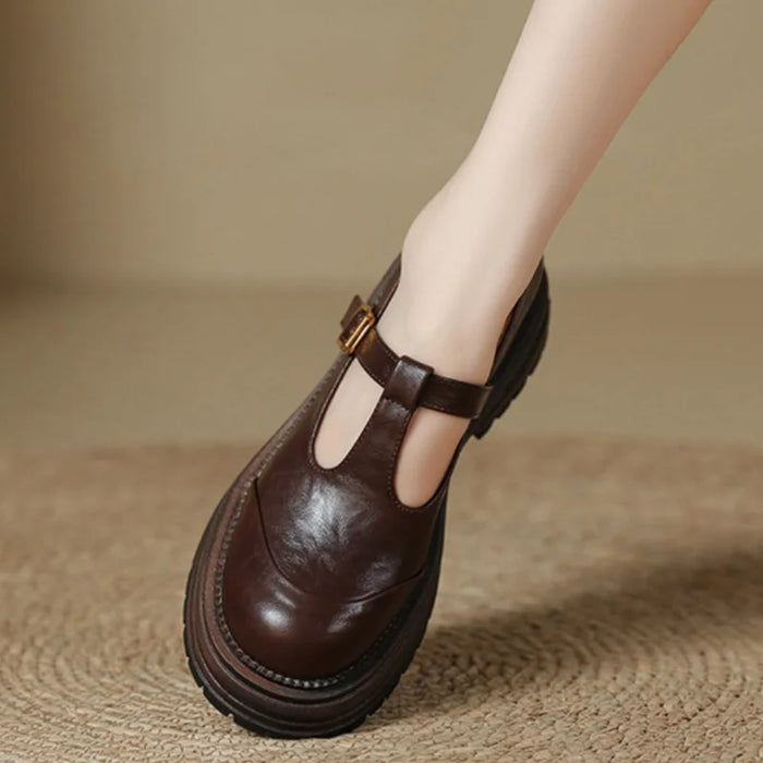 Salomés Vintage en Cuir Semelle Crantée