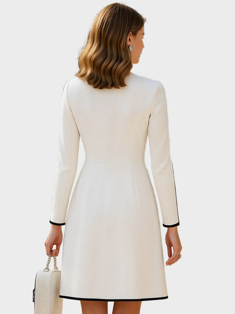 Une robe que vous aimerez avoir choisie.