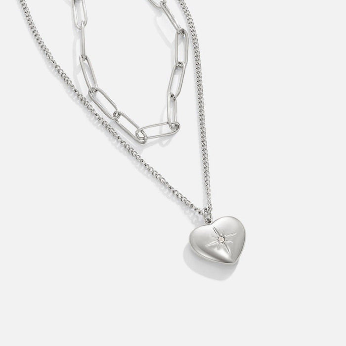 Collier en argent avec pendentif carré