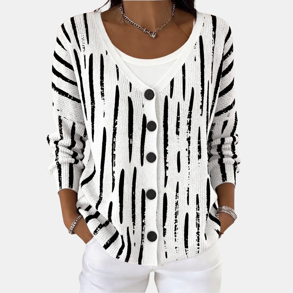 Le pull que l'on prend en premier.