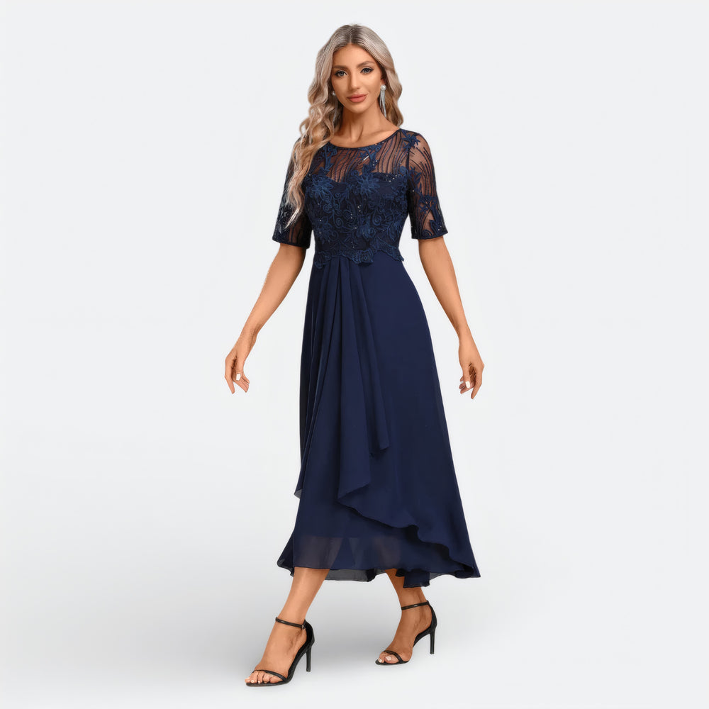 Une robe que vous aimerez avoir choisie.
