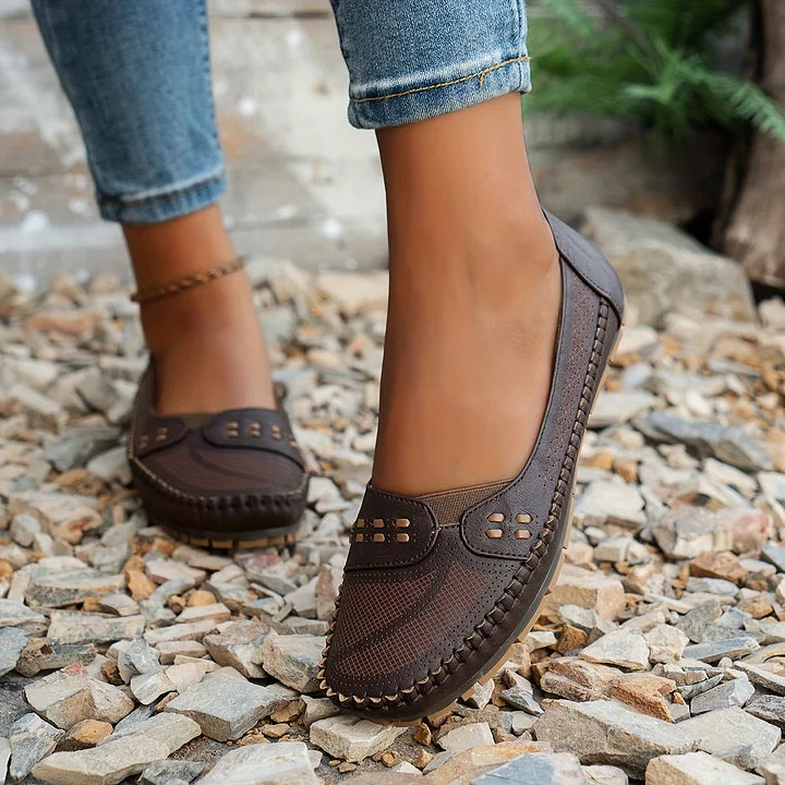 Dawn™ Women’s Orthopedic Shoes Rose clair, photo studio