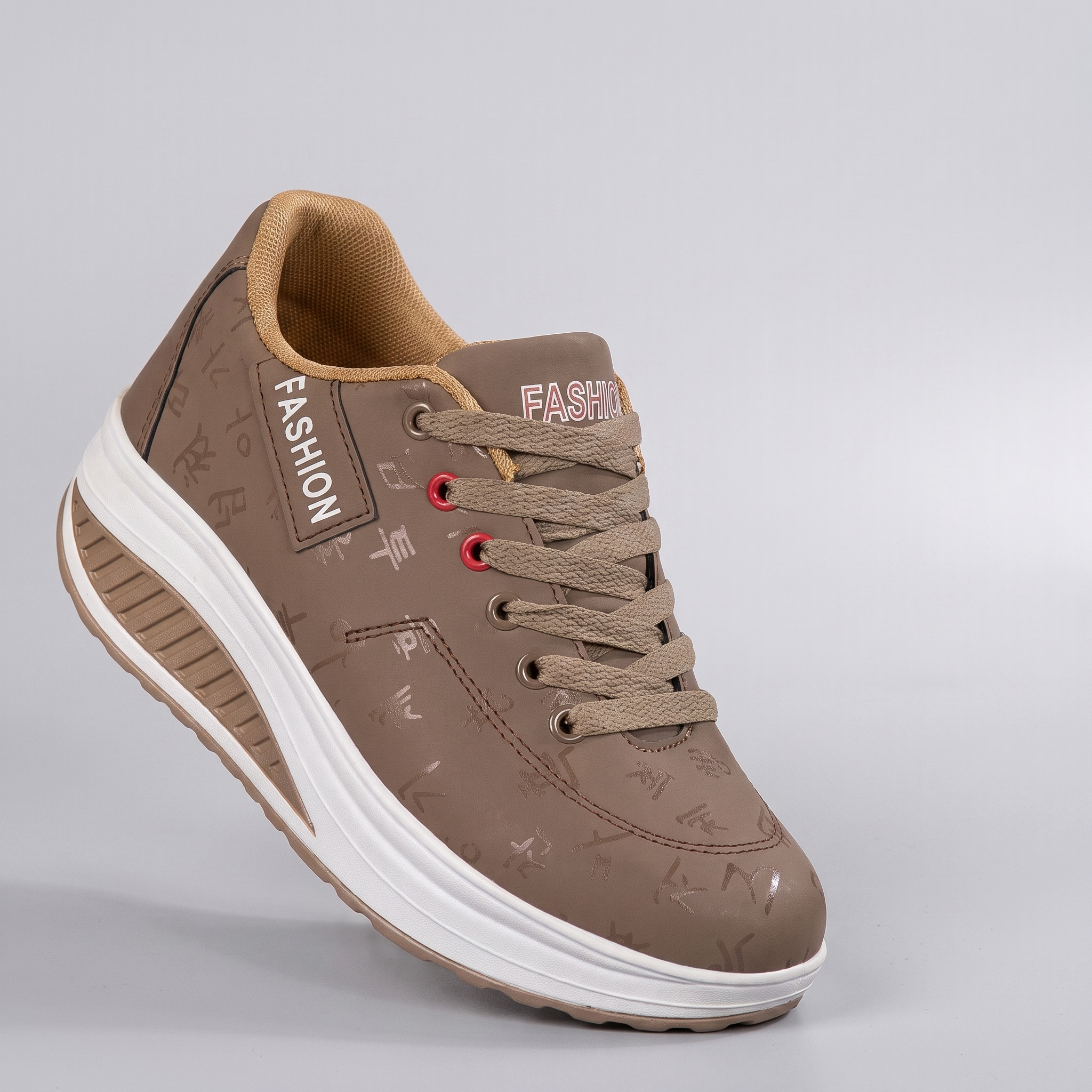 Chloe | Baskets à lacets Marron, vue de face