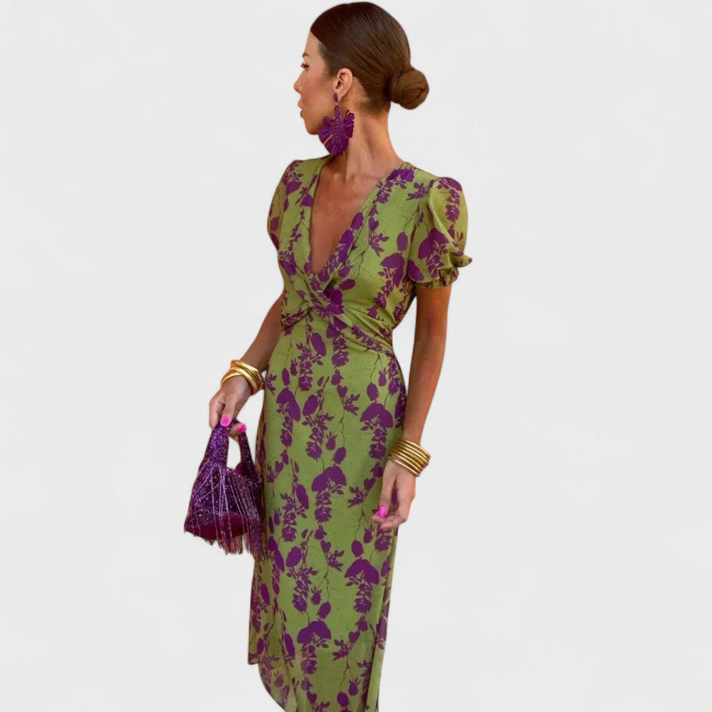 Une robe que vous aimerez avoir choisie.