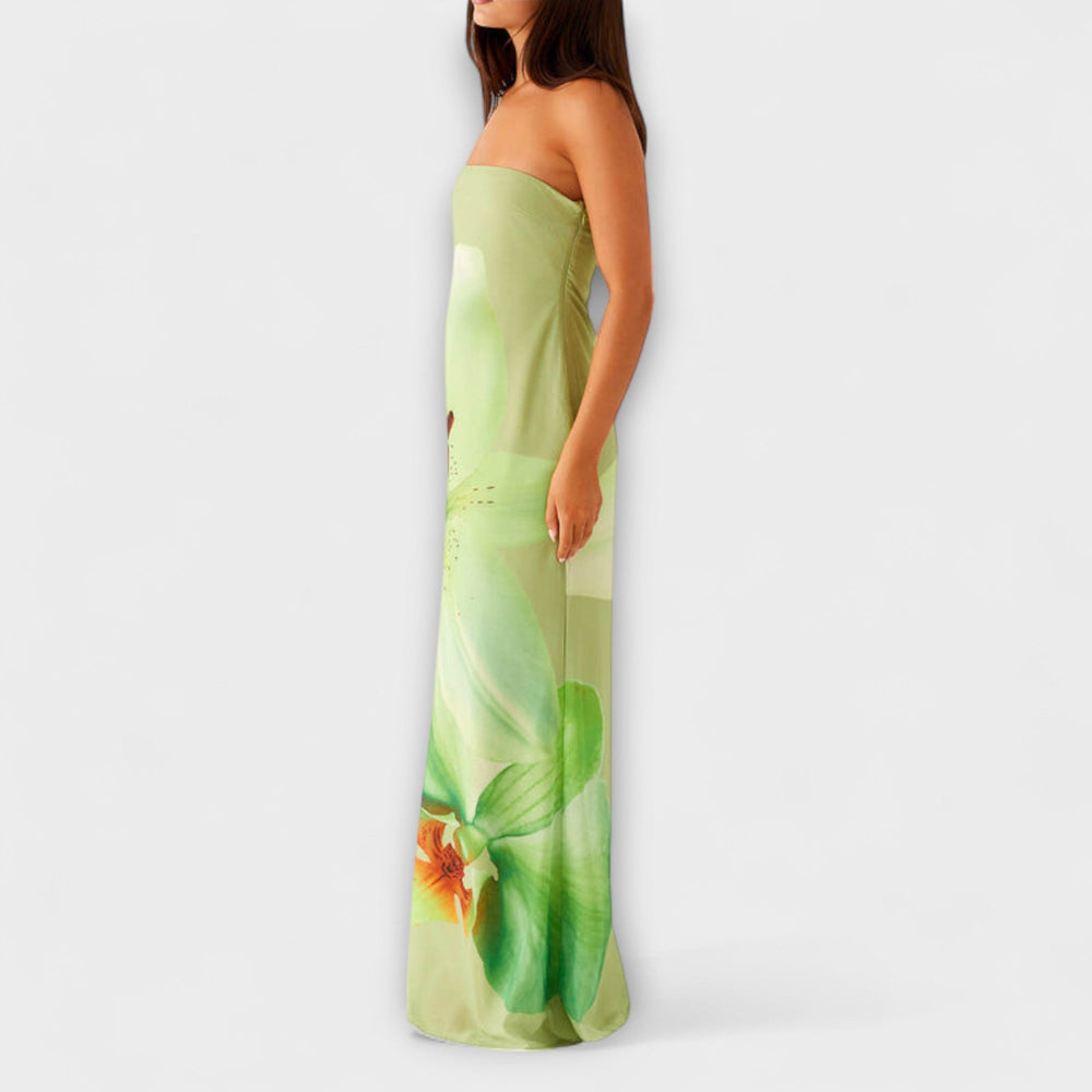 Une robe que vous aimerez avoir choisie.