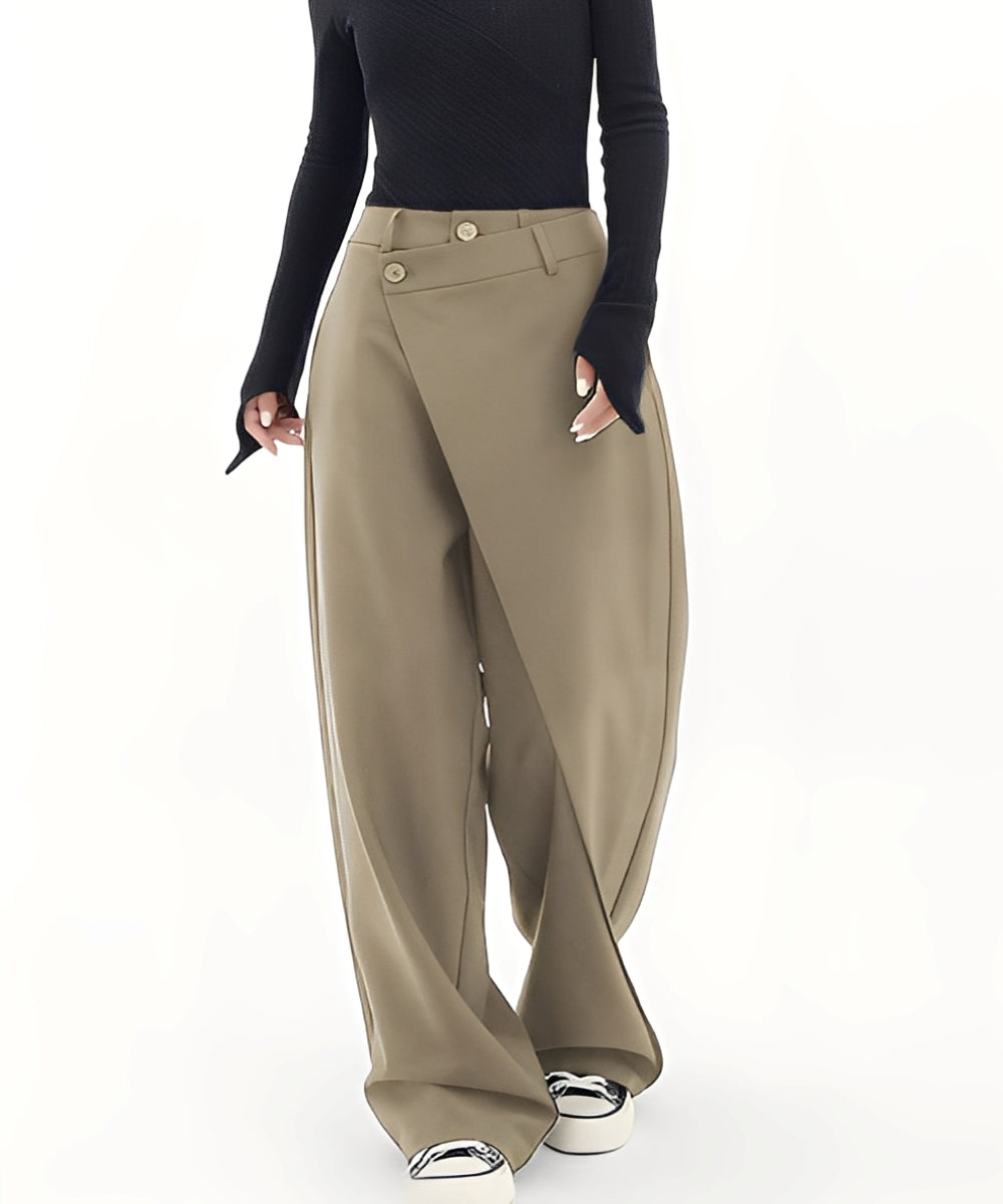 Arlyn | Pantalon streetwear classique à jambe large Marron, photo studio