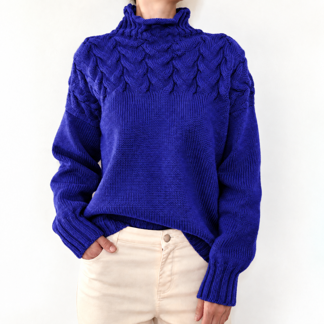 Chasie | Pull à col roulé confortable Bleu, photo studio