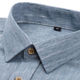 Chemise boutonnée en lin rayé à manches longues