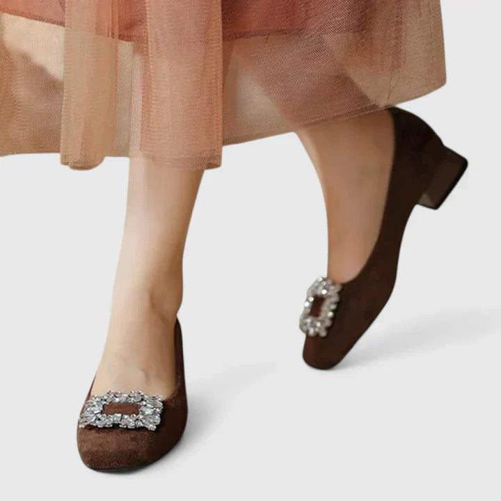 Julianyssa — Talons Orthopédiques