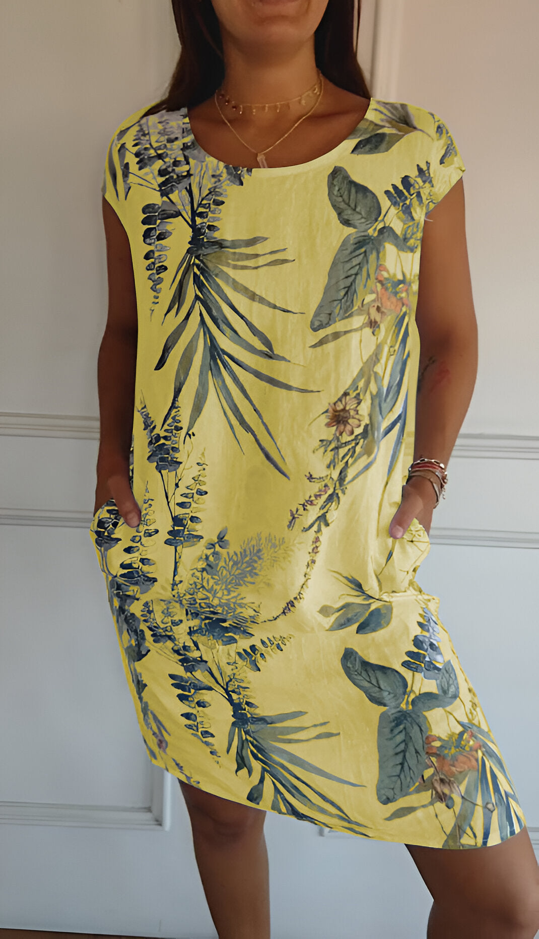 Cunégonde | Robe d'été à motif raffiné Jaune, photo studio