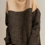 Joséphine | Pull ample à chevrons et col montant