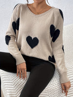 Bénédicte | Pull à col rond et motif cœurs