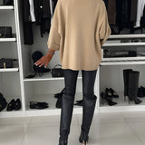 Gisèle | Pull à encolure bateau et boutons décoratifs