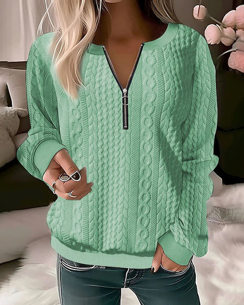 Mira | Pull à torsades zippé Vert, photo studio