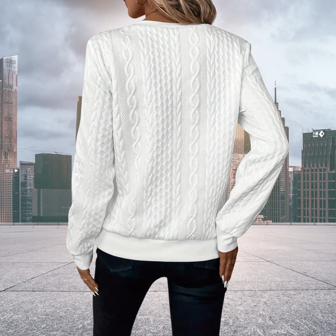 Annette | Pull texturé élégant Blanc, photo studio