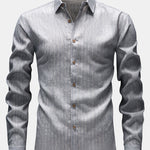 Chemise boutonnée en lin rayé à manches longues