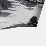 Ensemble — chemise à imprimé montagne et rivière à l'encre & short de bain mi-long à cordon