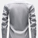 Chemise boutonnée en lin rayé à manches longues