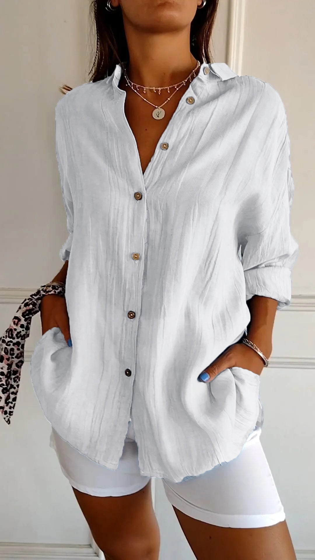 Mireille | Blouse oversize élégante Blanc, photo studio