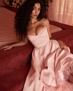 Olympe | Robe midi élégante