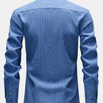 Chemise boutonnée en lin rayé à manches longues