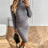 Esther | Robe midi en maille à col roulé