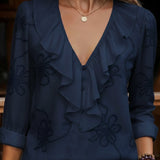 Isaure | Blouse à volants, col V et broderie fleurie