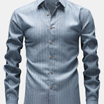 Chemise boutonnée en lin rayé à manches longues