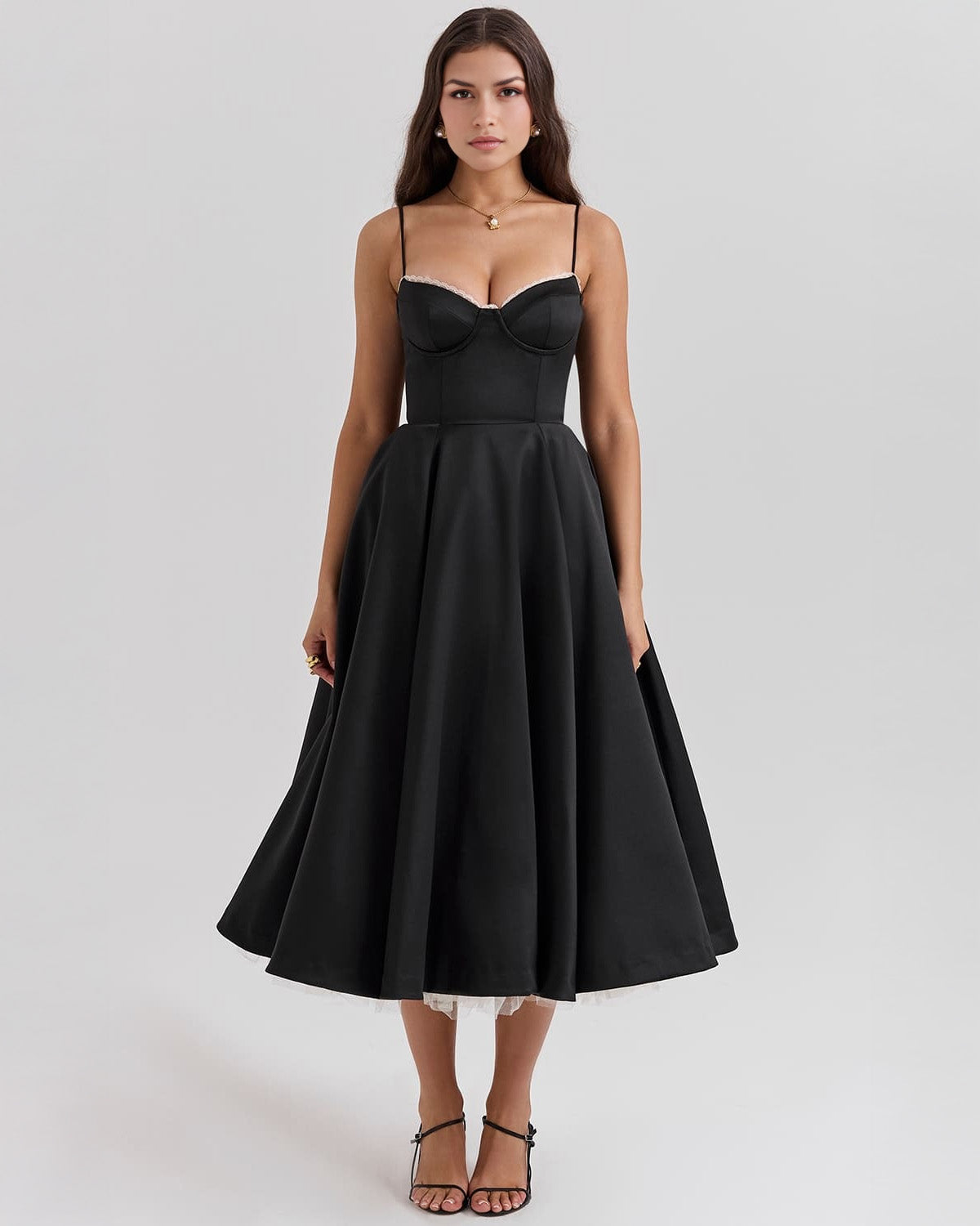 Olympe | Robe midi élégante Noir, photo studio