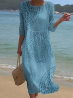 Robe décontractée pour femme avec broderies.