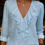 Isaure | Blouse à volants, col V et broderie fleurie