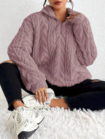 Cassandre | Pull torsadé à col montant zippé