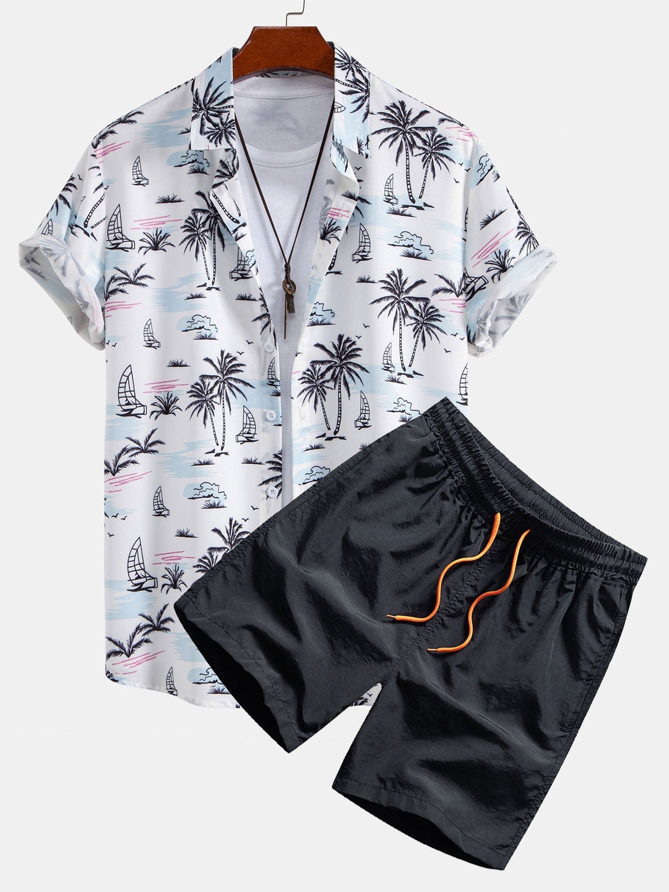 Ensemble — chemise à imprimé palmiers et voiliers & short de bain mi-long à cordon