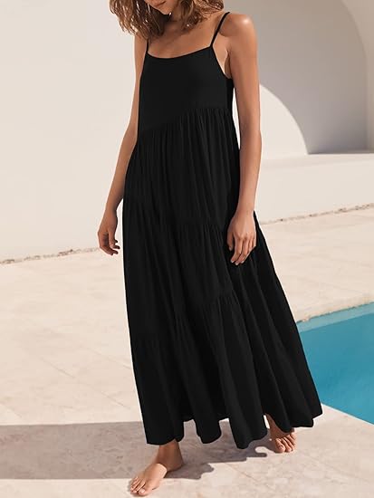 Isaure | Robe aérienne à volants étagés Noir, photo studio