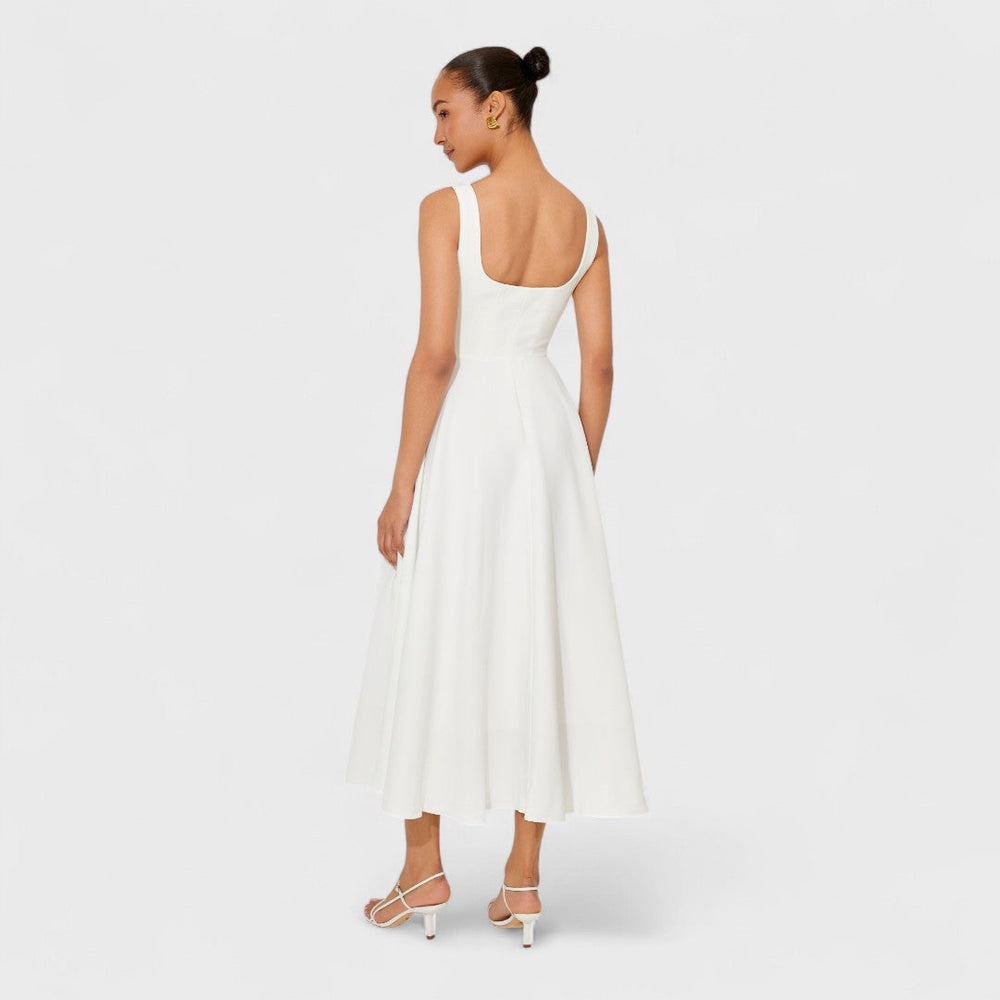 Une robe que vous aimerez avoir choisie.