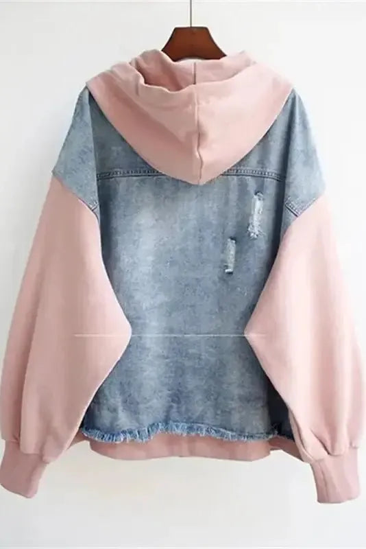 Le denim, dans des formes faciles à porter.