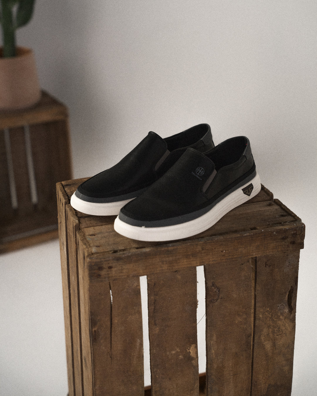 PADDED SLIP-ONS FOR MEN