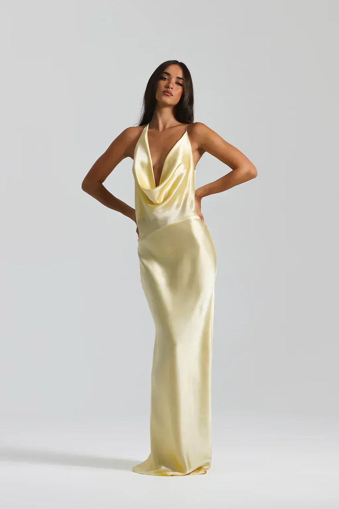 Karolina | Robe longue élégante