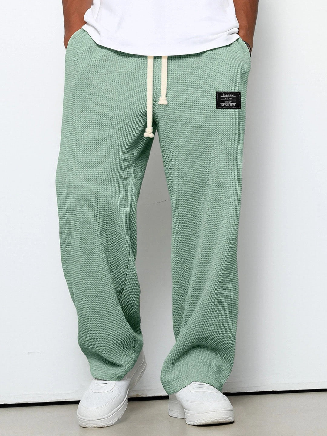 CLASSIC TROUSERS FOR MEN