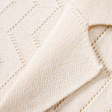 Ensemble — chemise en maille ajourée zigzag & pantalon en lin à jambe droite