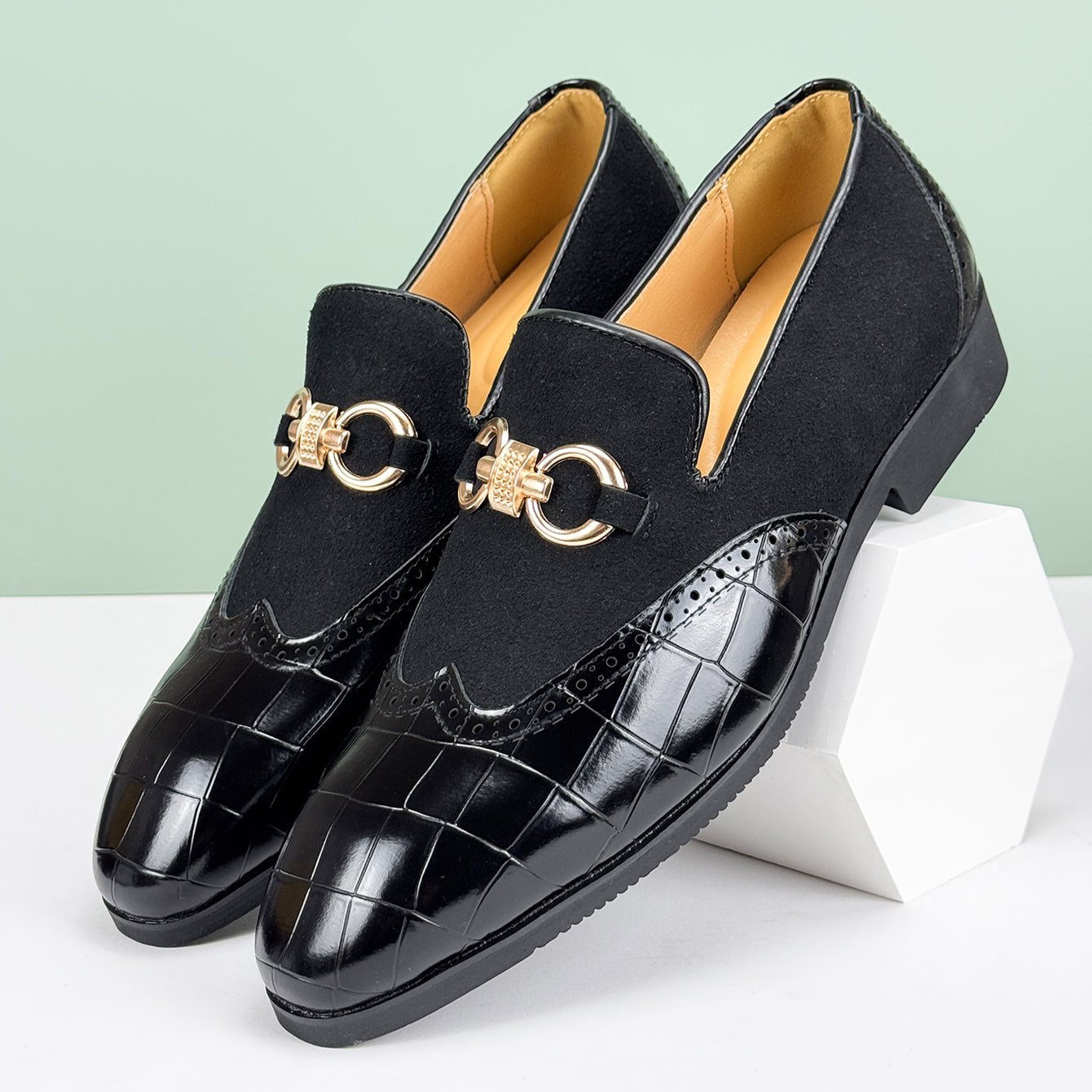 Black / 5