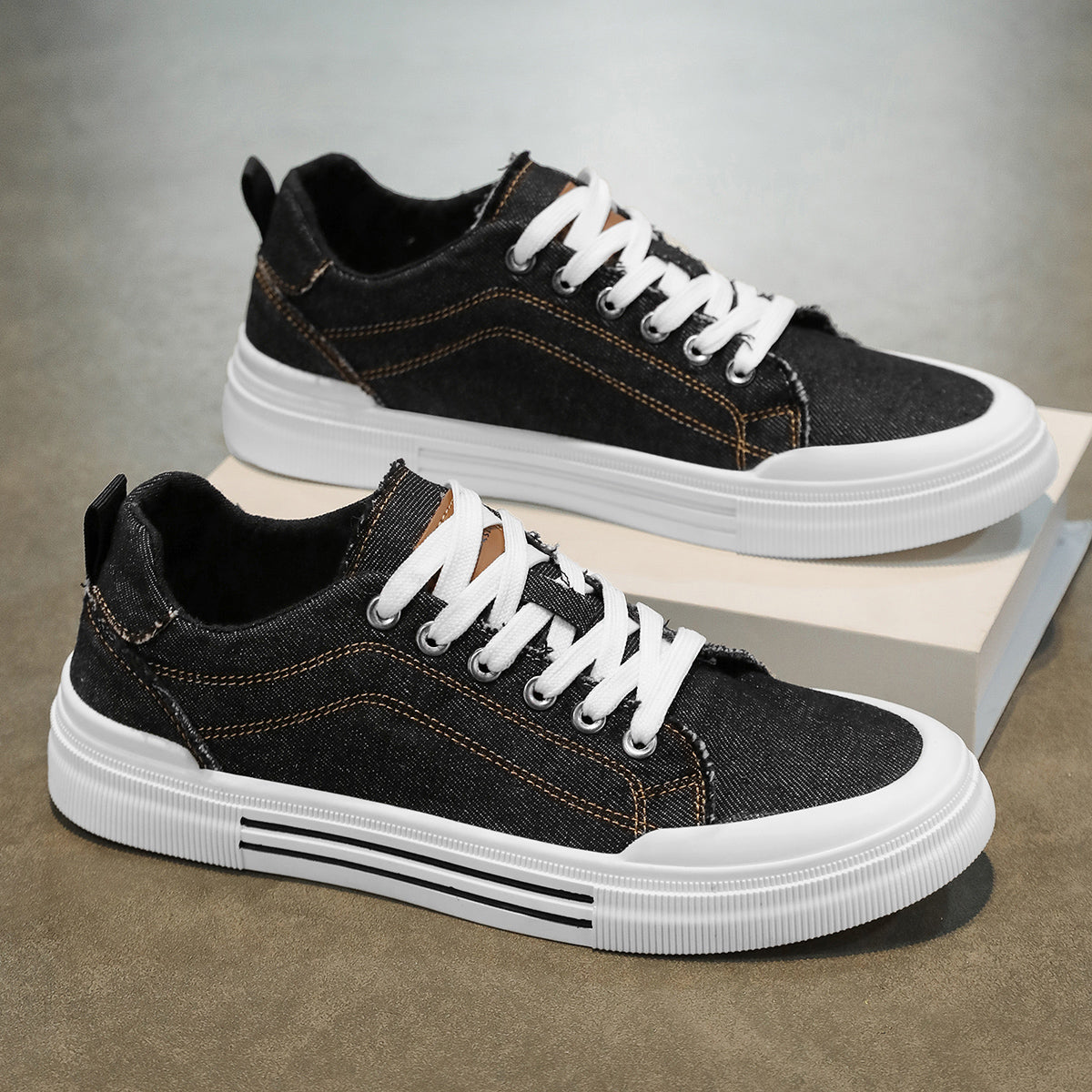 Black / 5