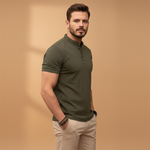 Polo ajusté à col boutonné