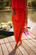Victorine | Robe midi élégante à col licou