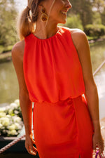 Victorine | Robe midi élégante à col licou
